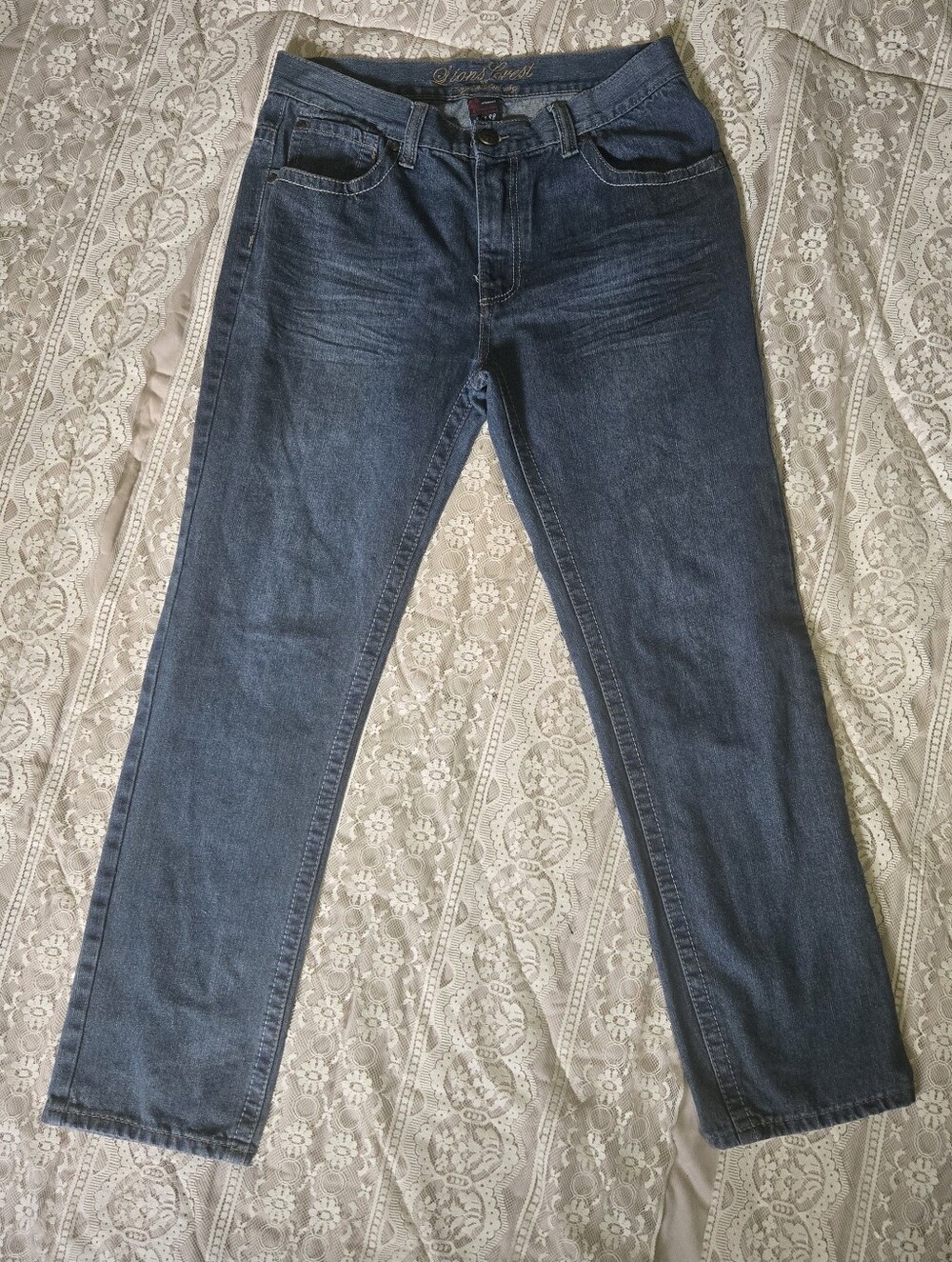 Lions Crest Men's Straight Jeans in Dark Blue Wash